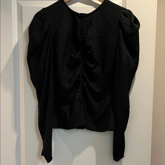 Aritzia Wilfred Black Ruched Puff Sleeve Blouse - Picture 6 of 12
